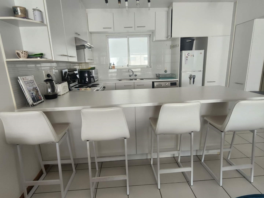 To Let 1 Bedroom Property for Rent in Sea Point Western Cape